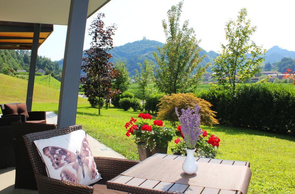 Villa Aina Boutique Hotel Lasko Bagian luar foto